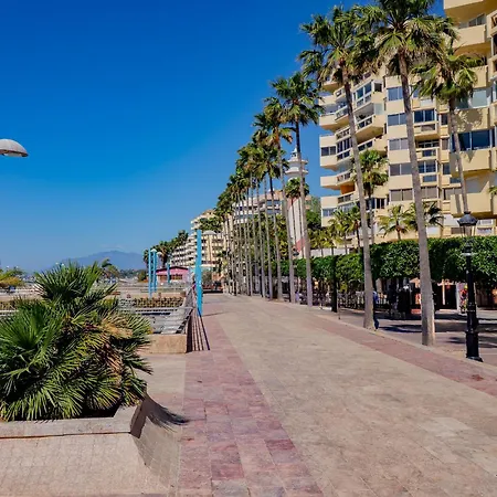 Daire Cubo's Marino Optional Parking Marbella
