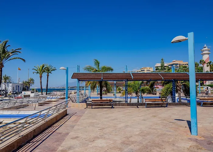 Cubo's Marino Optional Parking * Marbella