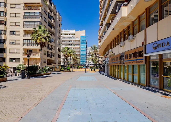 Cubo's Marino Optional Parking * Marbella