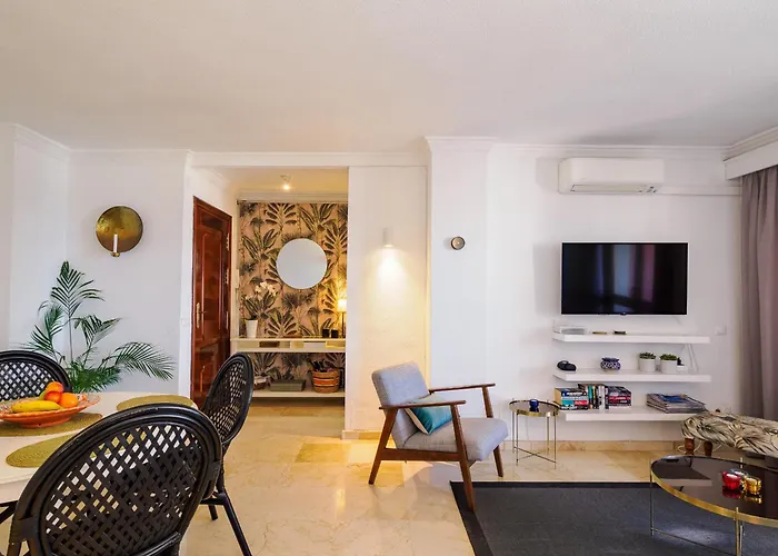 Cubo's Marino Optional Parking * Марбелья