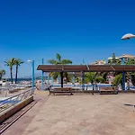 Cubo's Marino Optional Parking * Marbella