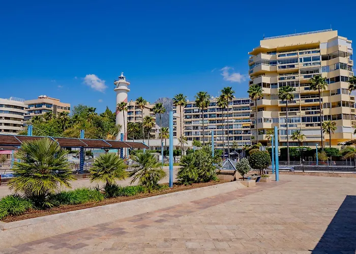 Cubo's Marino Optional Parking ماربيا