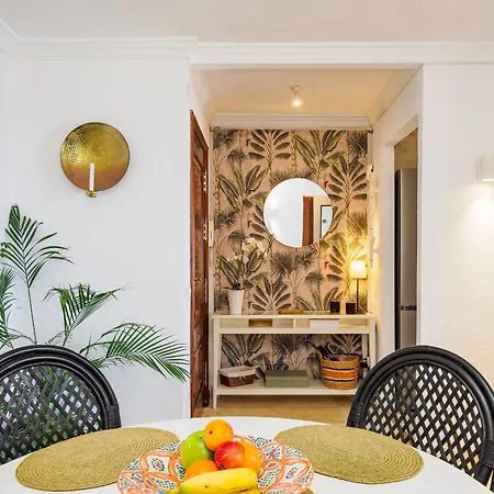 Cubo's Marino Optional Parking Apartmán *